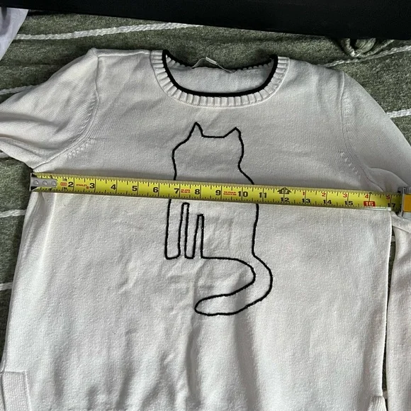 Cute knit embroidered Cat outline sweater Anne Taylor’s Loft - Picture 6 of 6